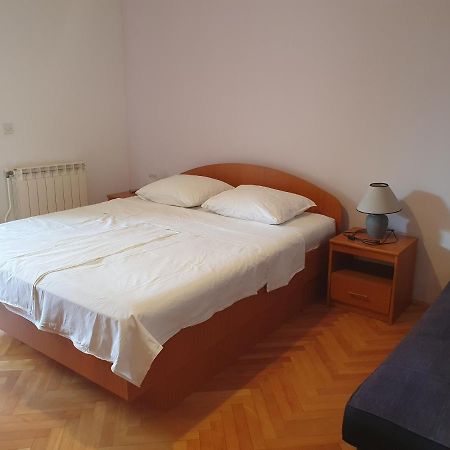 B&B Maestral Rab 拉布 外观 照片