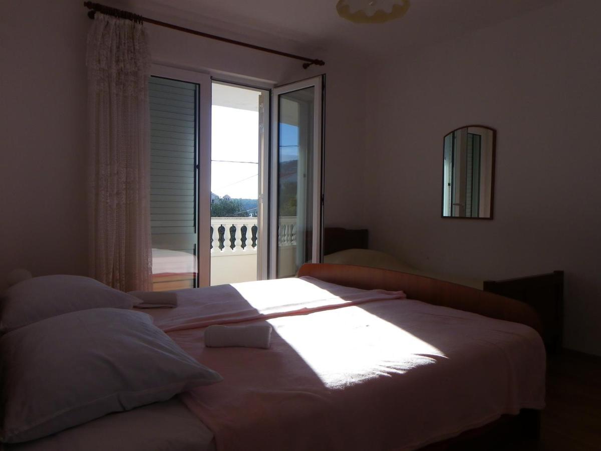 B&B Maestral Rab 拉布 外观 照片